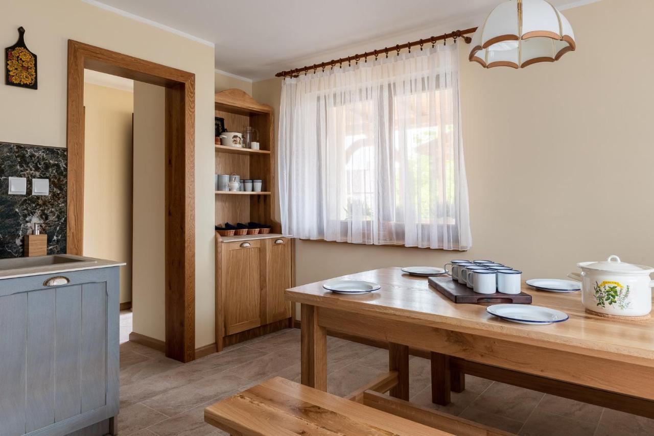 Cyprysovnia Villa Gniezdzewo Buitenkant foto